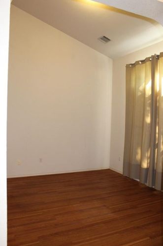 149 Hogan, Uhland TX  78640-5400 exterior