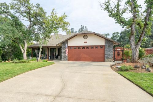 4375 Wild Flower Way, Redding, CA 96001-3776