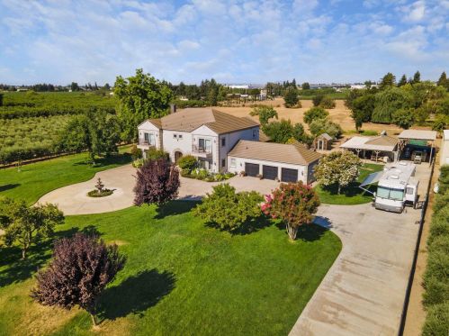 16089 Tecklenburg Rd, Lodi, CA 95240-9498