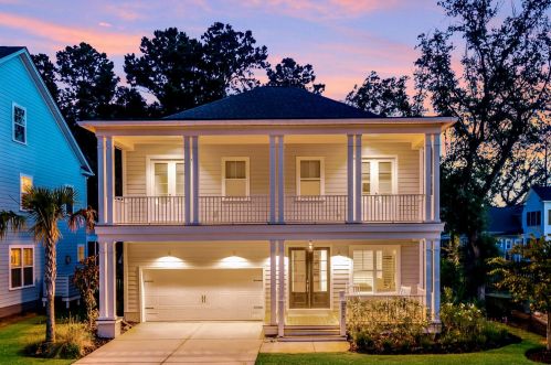 2679 Fountainhead Way, Mount Pleasant, SC 29466-8566