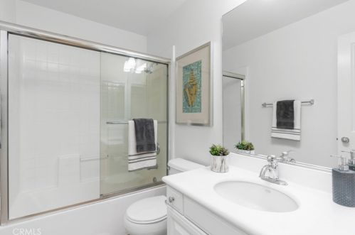 42 Arborside, Irvine CA  92603-0111 exterior