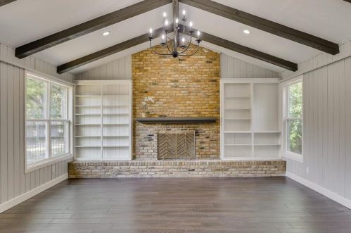 3025 Major St, Fort Worth TX  76112-7222 exterior