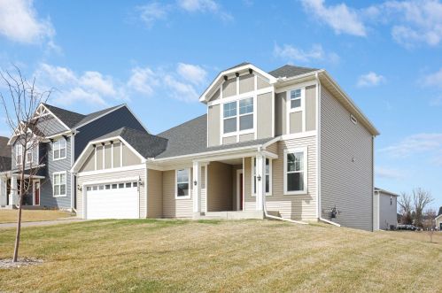5780 Urbandale Ln, Minneapolis, MN 55446