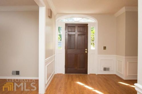 1527 Brookcliff Cir, Marietta GA  30062-4863 exterior