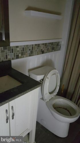 612 Silver Ct, Trenton NJ 08690-3519 exterior