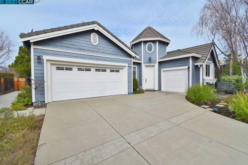 31 Wordsworth Ct, Concord, CA 94521-4756