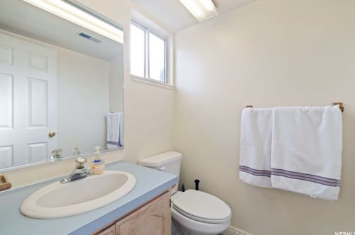 60 200, Wellsville UT 84339-9703 exterior