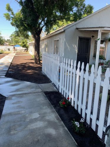 1385 Canal St, Modesto, CA 95354-3835