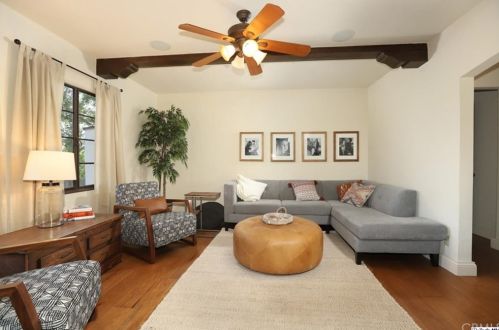 3113 Sparr Blvd, Glendale CA  91208-1829 exterior