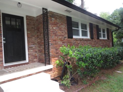 3797 Carole Dr, Atlanta GA  30340-2426 exterior