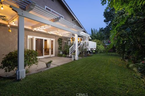 9652 La Esperanza Ave, Santa Ana, CA 92708-3555