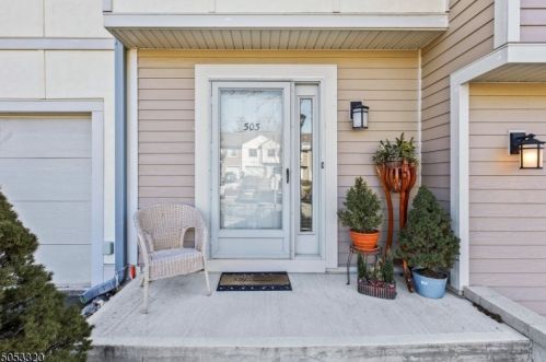 503 Park Pl, Springfield, NJ 07081-3504