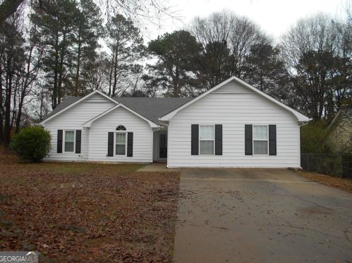 60 Rosewood Dr, Mcdonough GA  30253-7909 exterior