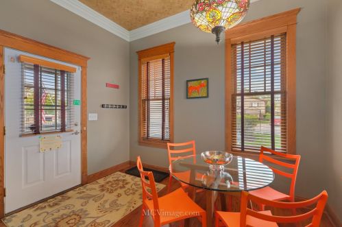 1003 Walter St, Lemont IL  60439-3920 exterior