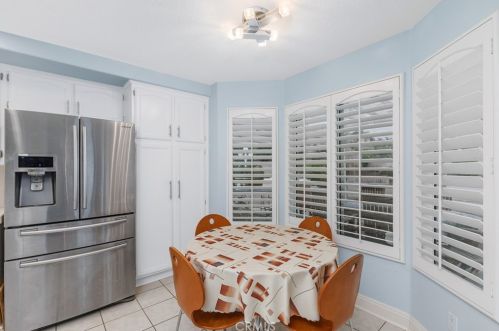 1874 Natalie Ln, Riverside CA  92506-4656 exterior