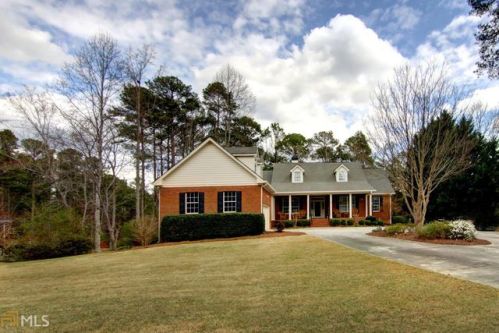 345 Lake Dr, Oxford, GA 30054-3623