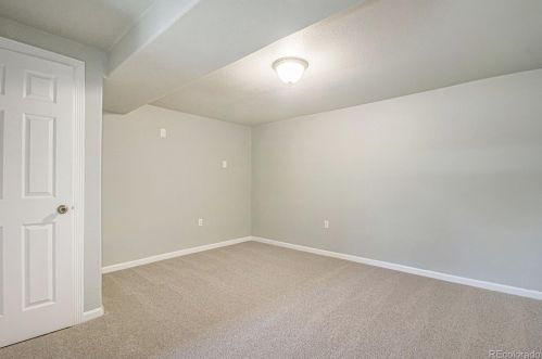 8307 Lehigh Dr, Denver CO  80237-1644 exterior