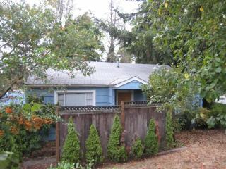 1785 Oak Patch Rd, Eugene, OR 97402-3209