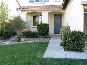 43336 Carol Dr, Lancaster CA  93535-4995 exterior