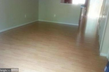 2410 Dew Meadow Ct, Herndon VA  20171-3080 exterior