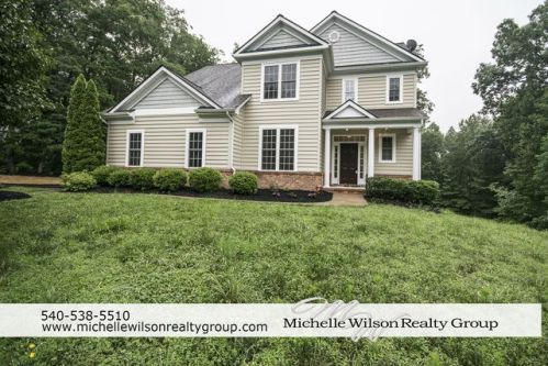 75 Marsh Run Rd, Fredericksburg, VA 22406-4887
