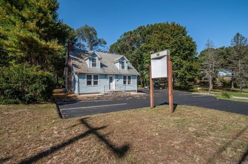 58 Norwich Rd, Quaker Hill CT  06375-1127 exterior