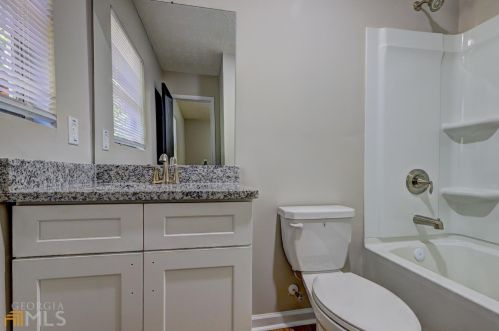 40 Harriette Dr, Stockbridge GA  30281-3867 exterior