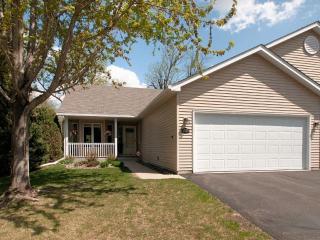 2145 Overlook Dr, Minneapolis MN  55431-4013 exterior