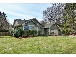 14 Claremont Rd, Barrington, RI 02806-1206