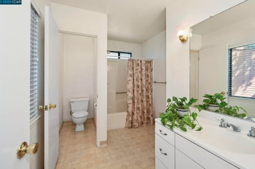 2345 Belmont Rd, Concord CA  94520-3411 exterior