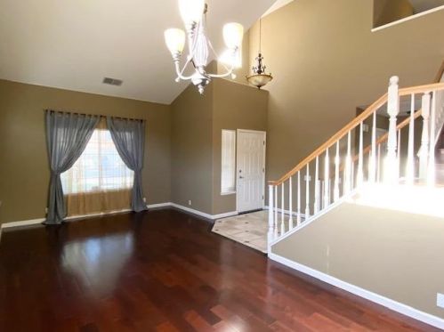 1728 Grassland Way, Modesto, CA 95358-6735