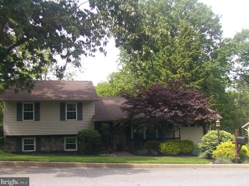 5580 Mercury Rd, Harrisburg, PA 17109-5638