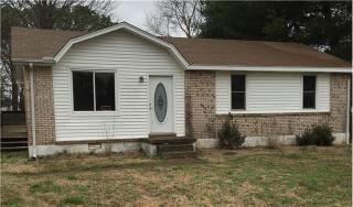 704 Sagefield Dr, Smyrna TN  37167-5411 exterior