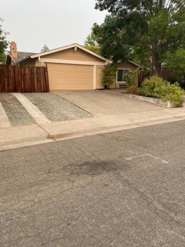 6900 Lonicera Dr, Citrus Heights, CA 95662-3017