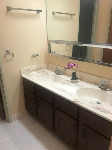 9731 Fox Glen Dr, Niles IL  60714-5828 exterior
