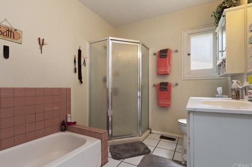 6268 Palm Ave, Riverside CA  92506-2021 exterior