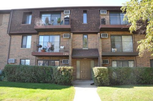 724 Briar Hill Ln, Addison, IL 60101-2234