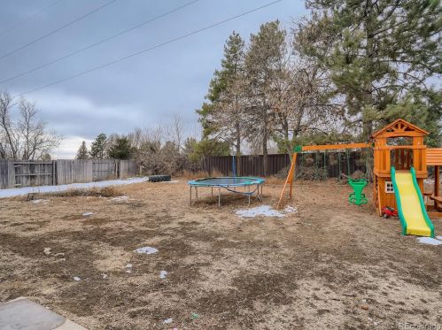 5321 Pagosa Way, Aurora CO 80015-2452 exterior