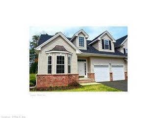 14 Haskins Rd, Windsor, CT 06095-4768