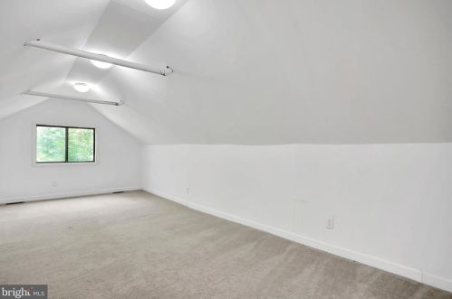 112 Algonquin Trl, Hedgesville WV  25427-5568 exterior