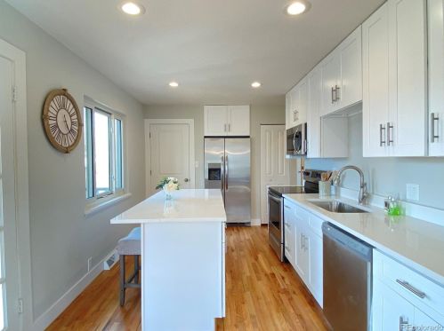 4821 Jason St, Englewood CO 80110-6414 exterior