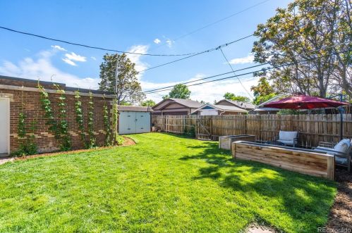 2877 Eudora St, Denver CO  80207-3056 exterior