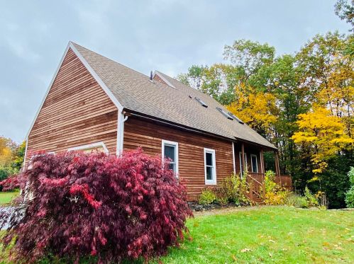 73 Timberlane Dr, Keene, NH 03431-2069