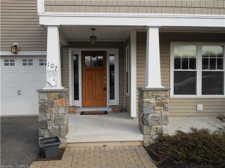 39 Bartlett Holw, Middletown, CT 06457-1886