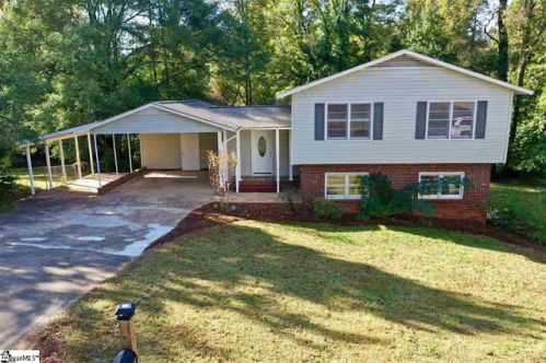 402 Farmington Rd, Greenville, SC 29605-4613