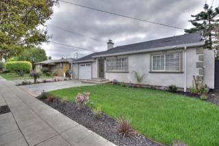 165 Blossom Way, Hayward, CA 94541-1917
