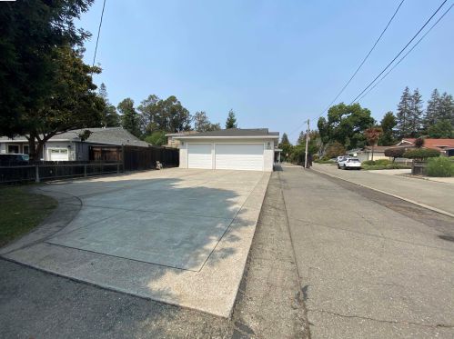 4482 Heyer Ave, Hayward, CA 94546-3512