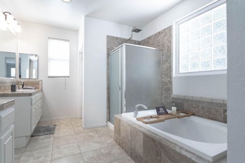 1483 Estrella Way, Turlock CA  95382-8633 exterior