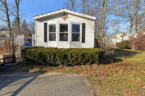 513 Sherwood Gln, Somersworth, NH 03878-1573