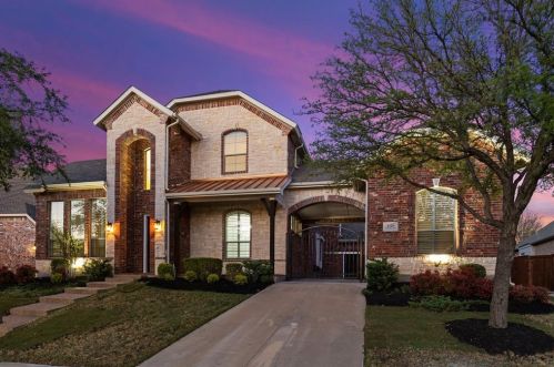 1320 Terrace Dr, Argyle TX  76226-6669 exterior